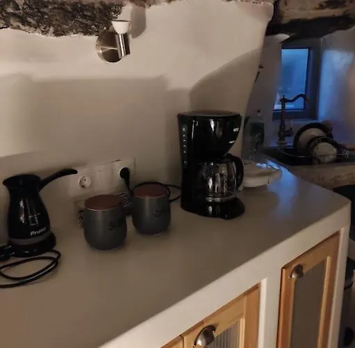 Apartament Establos Almasuria 