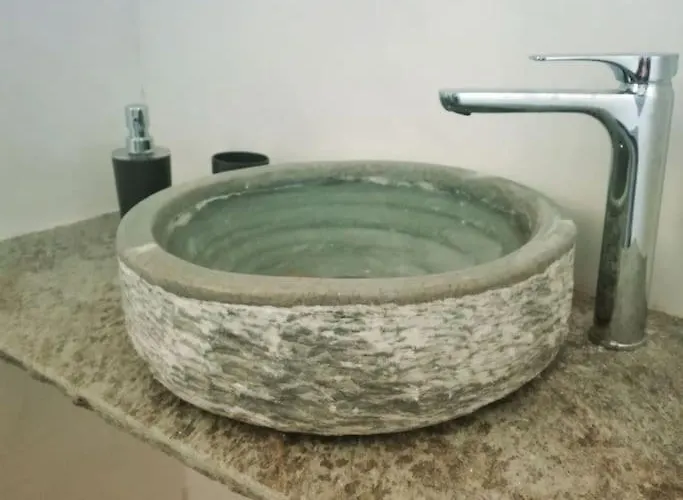 Apartament Establos Almasuria 